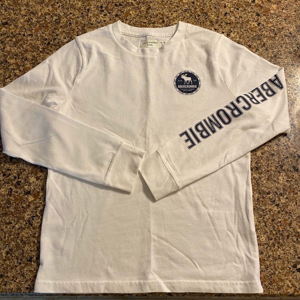 Abercrombie Kids long sleeved t-shirt white w/print